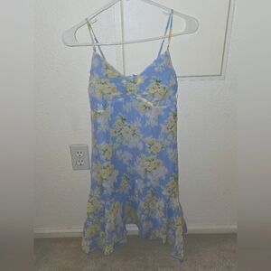 *NWT* Women's Junior Medium Floral Blue and Yellow Dress